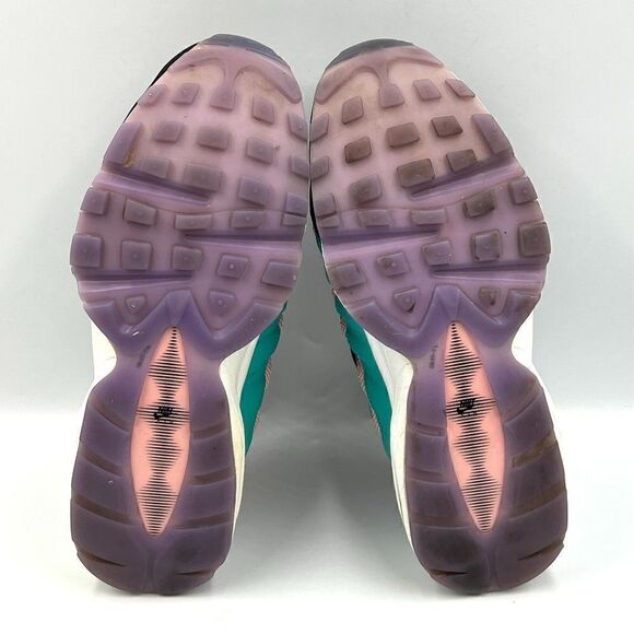 Nike Air Max 95 GS 'Have A Nike Day' (2019) - Picture 7 of 10